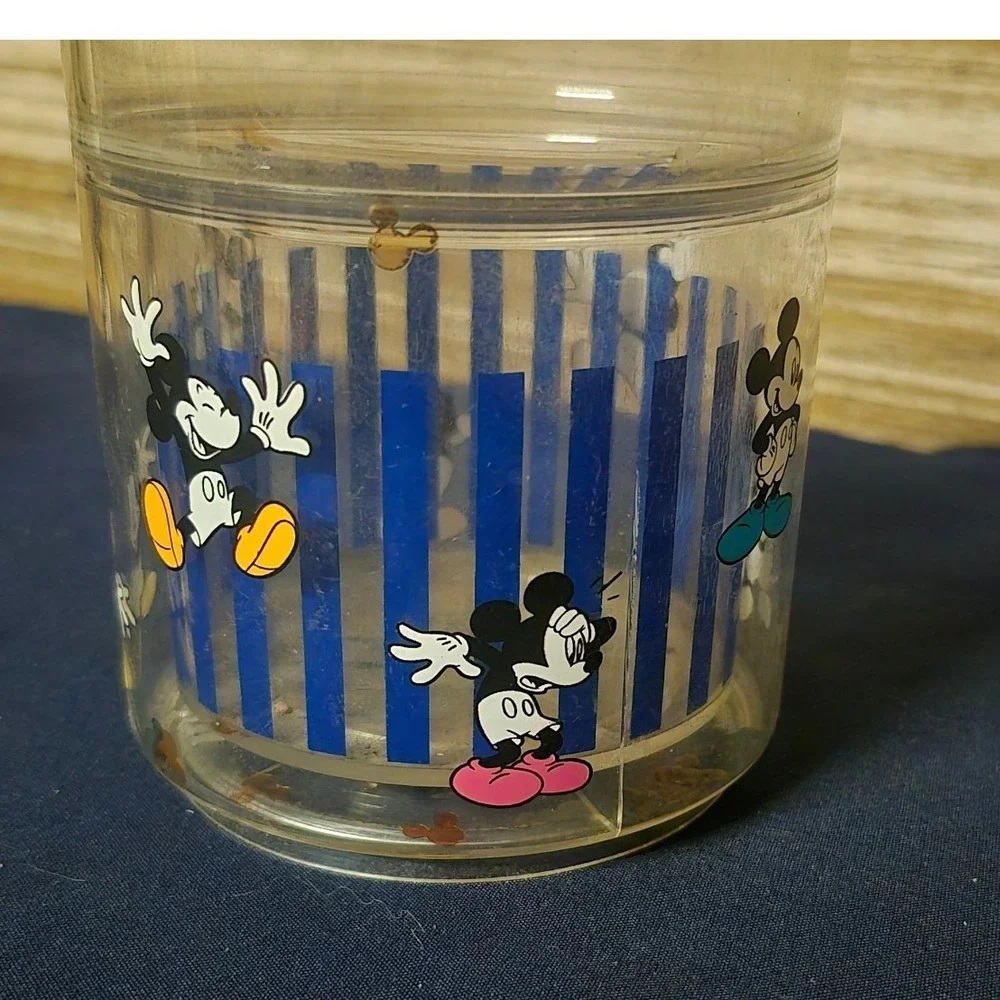 Disney 90s nostalgia pieces